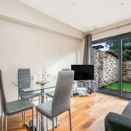 Pass The Keys Ealing Queen Of The Suburbs 2Bd Apartment Londres Exterior foto