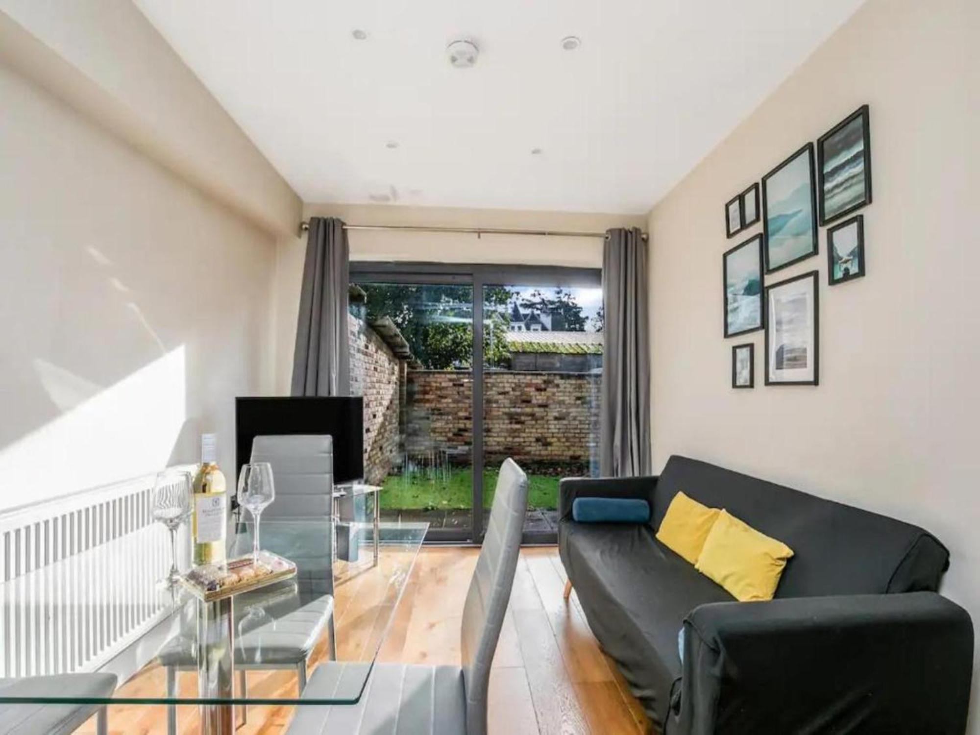 Pass The Keys Ealing Queen Of The Suburbs 2Bd Apartment Londres Exterior foto