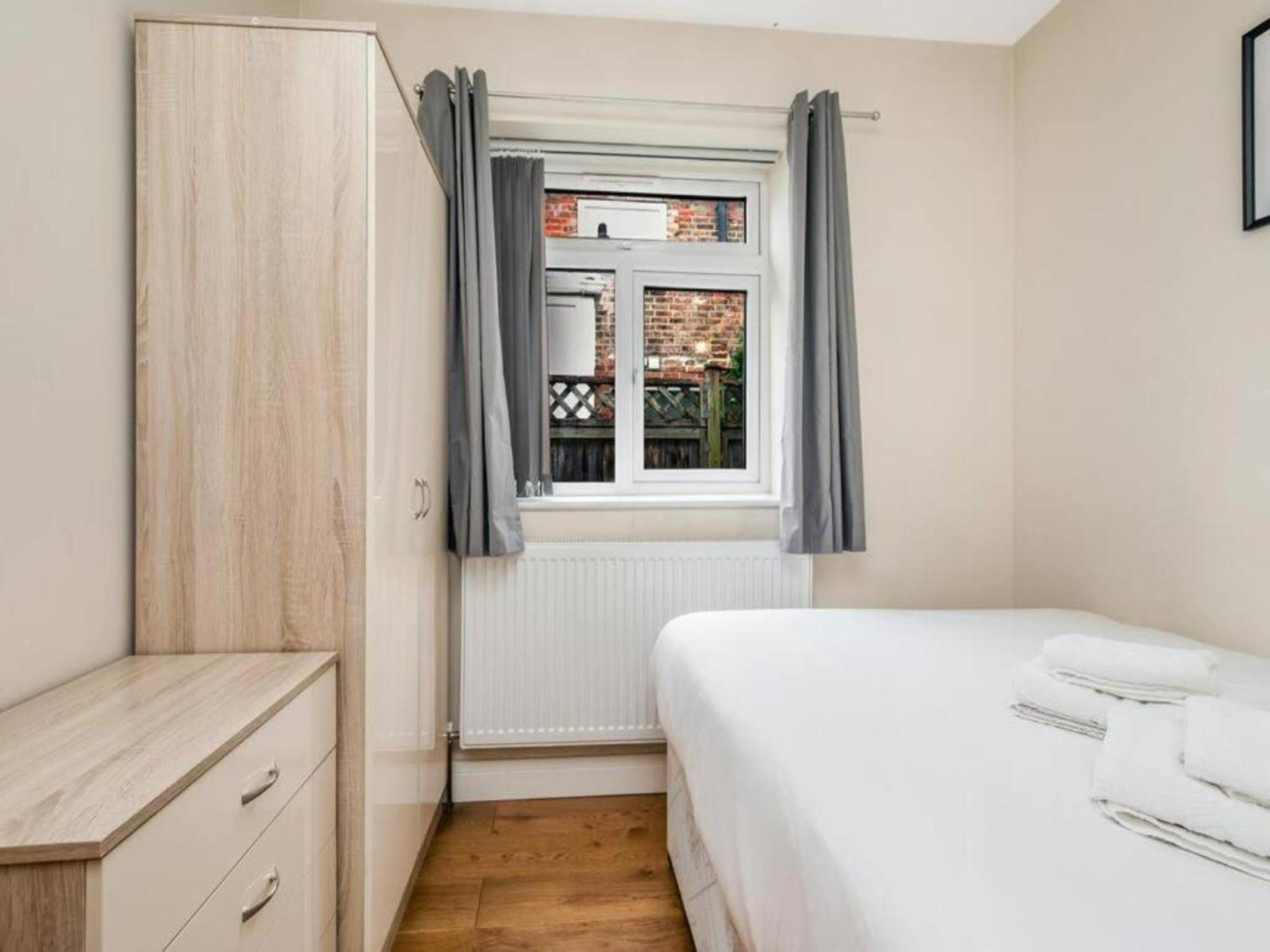 Pass The Keys Ealing Queen Of The Suburbs 2Bd Apartment Londres Exterior foto