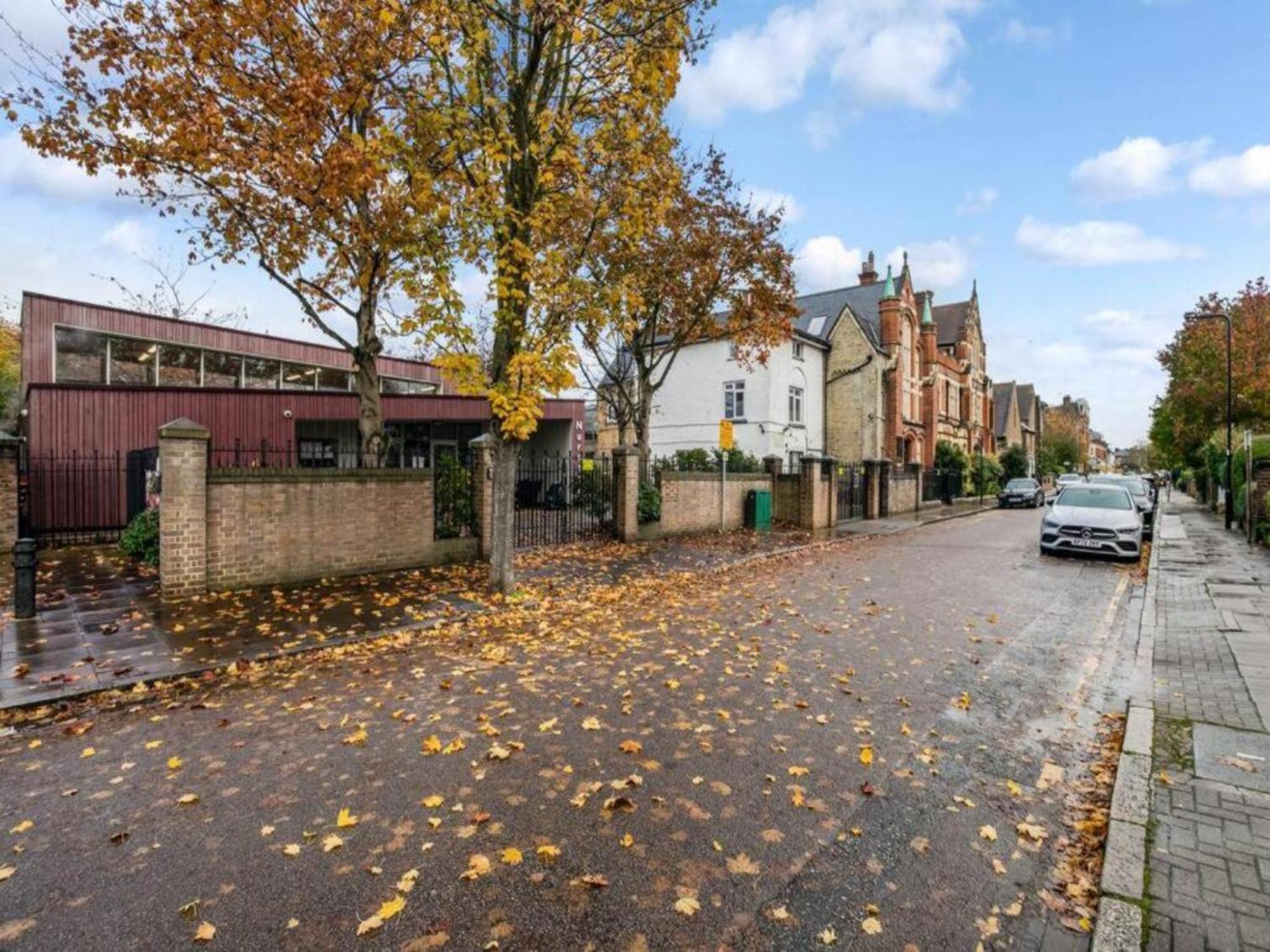 Pass The Keys Ealing Queen Of The Suburbs 2Bd Apartment Londres Exterior foto